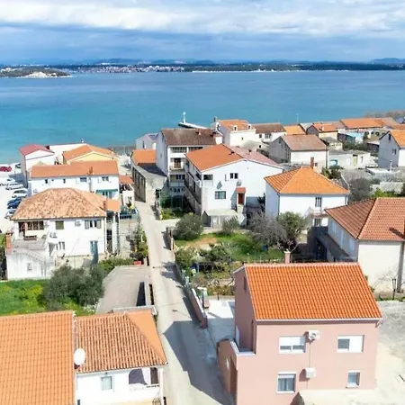 Apartman Mihovil Apartment Tkon