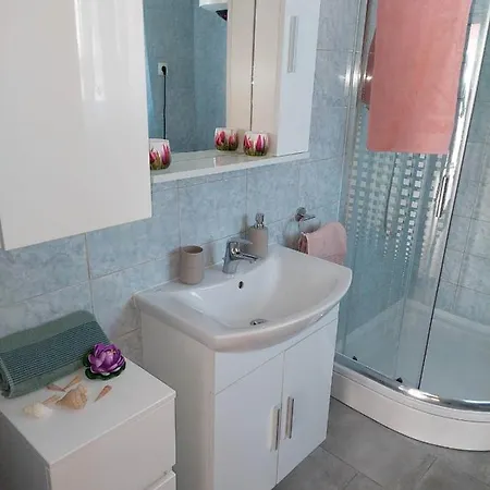 Apartman Mihovil Apartment *